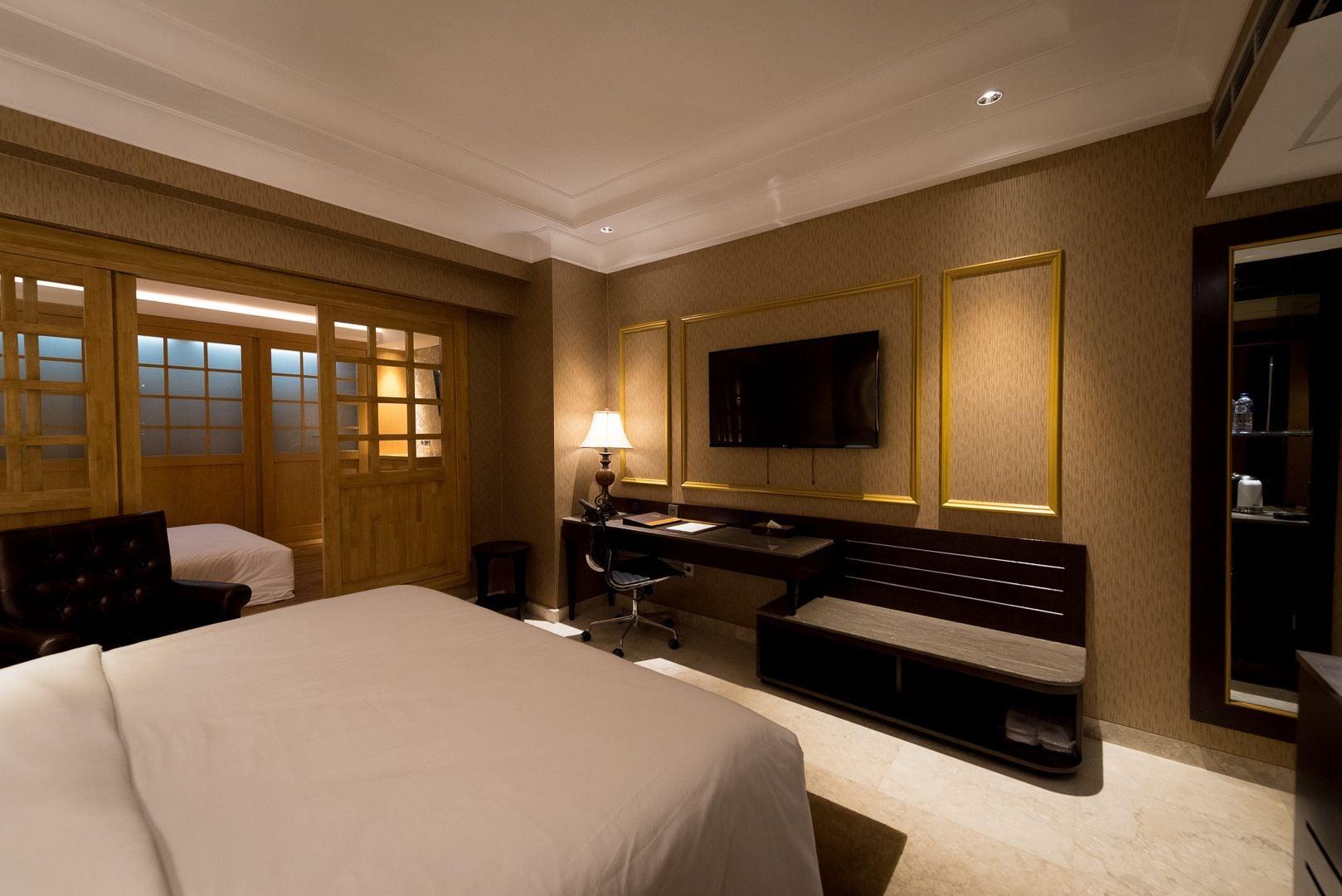 Myko Hotel & Convention Center Makassar Exterior photo
